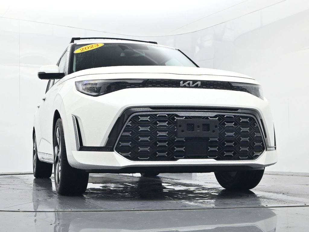 Certified 2023 Kia Soul GT-Line w/ GT-Line Technology Package FWD image 40