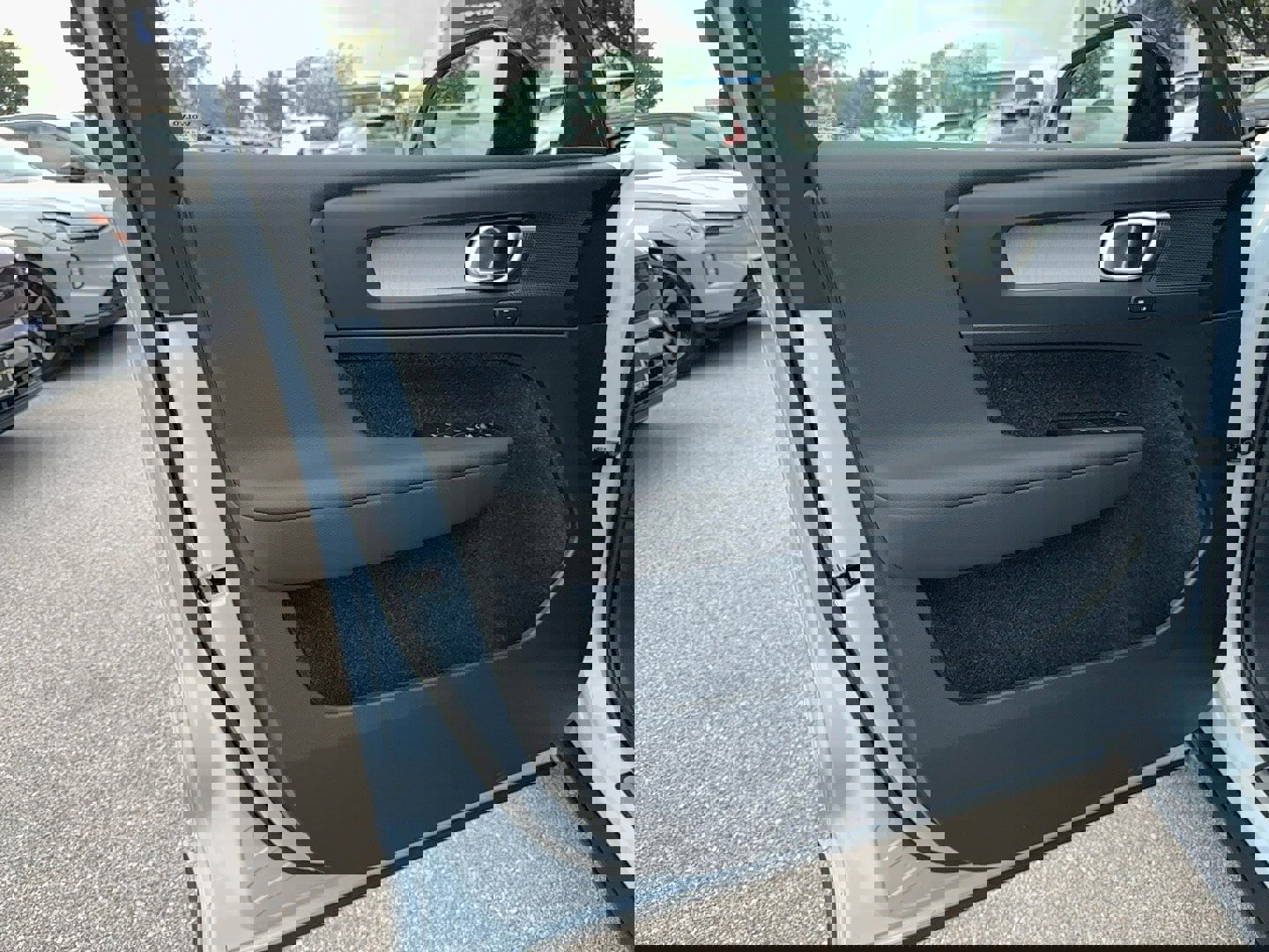 New 2026 Volvo XC40 B5 Core image 10