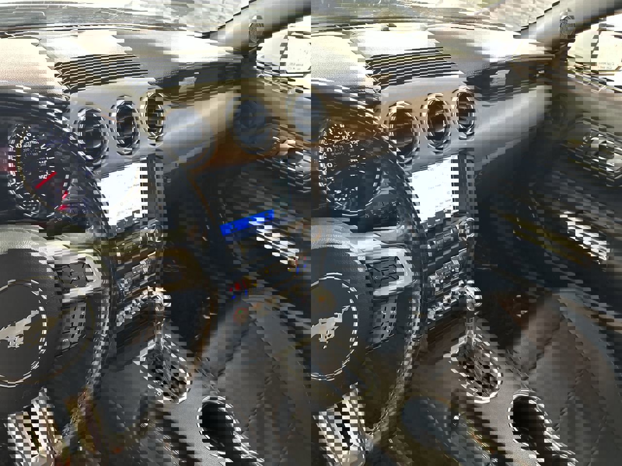 Used 2022 Ford Mustang Premium image 23