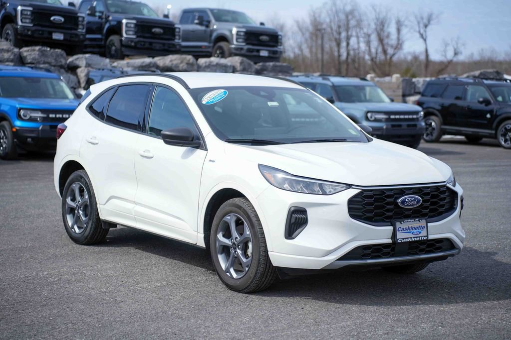 Certified 2023 Ford Escape ST-Line w/ Tech Pack #1 image 3