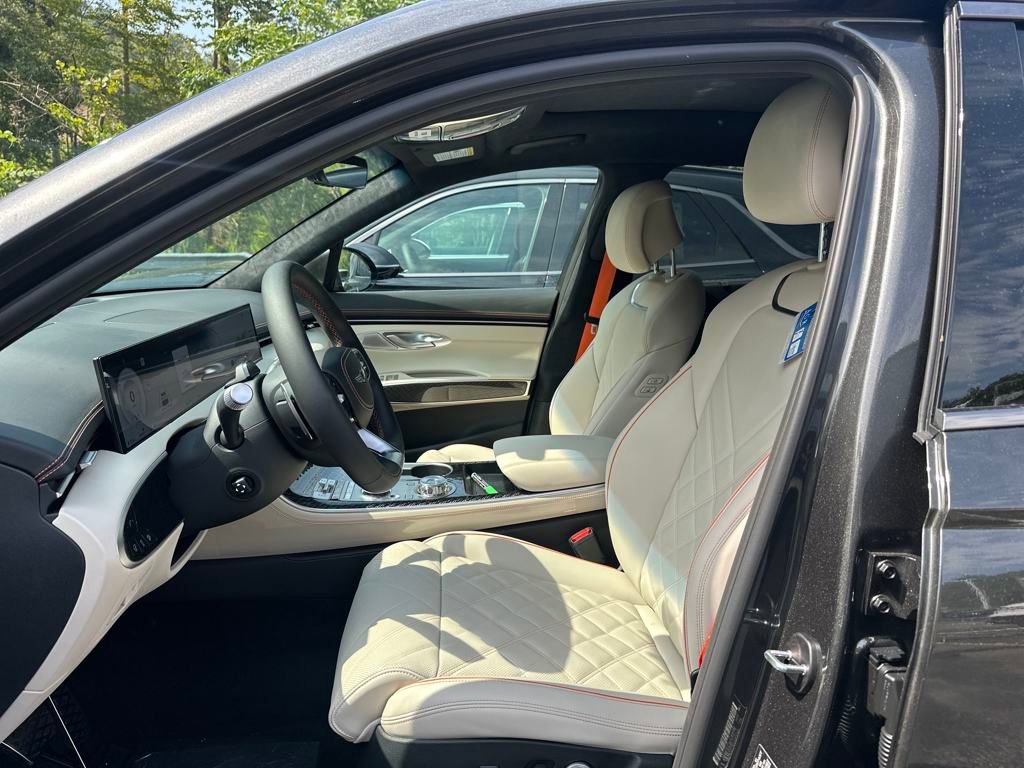 New 2026 Genesis GV70 3.5T Sport Prestige image 4