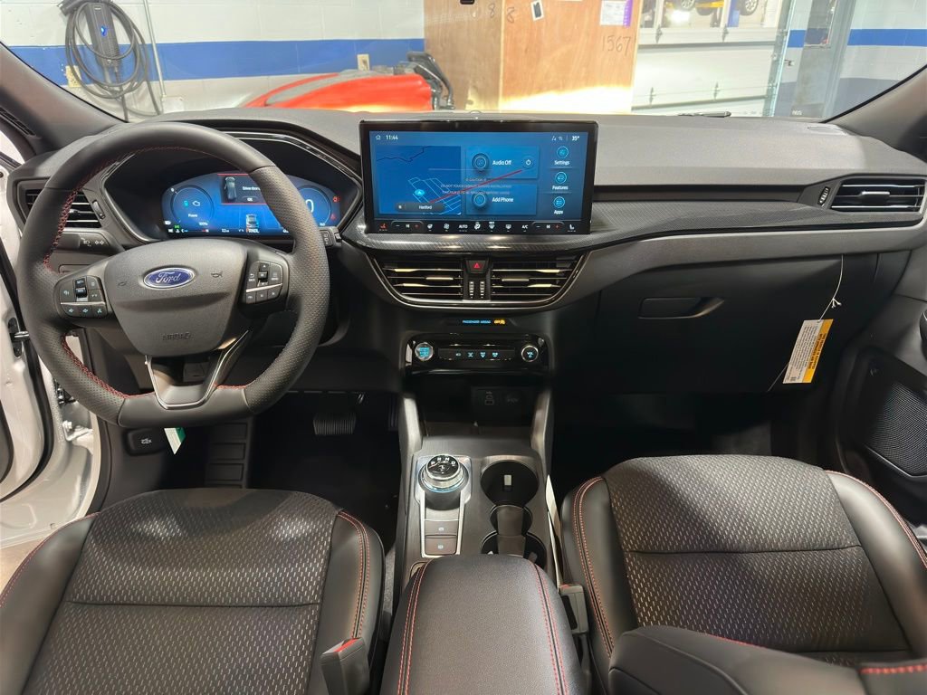 New 2025 Ford Escape ST-Line Select w/ Tech Pack #2 AWD/4WD image 14
