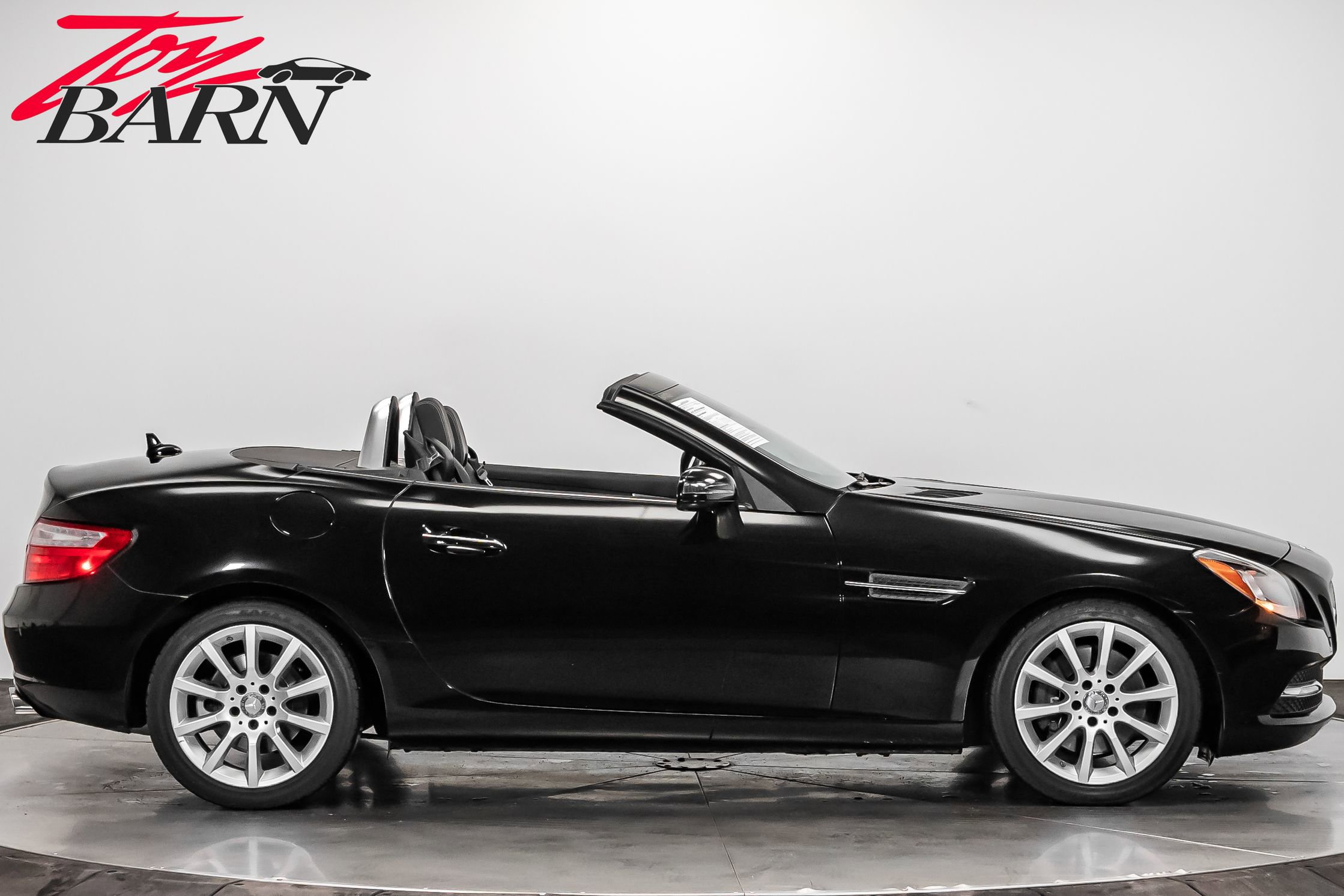 Used 2016 Mercedes-Benz SLK 300 SLK 300 image 6