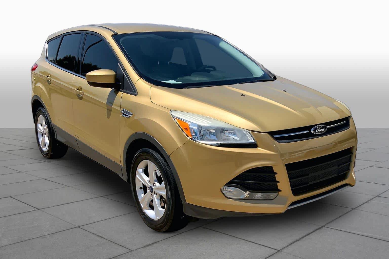 Used 2014 Ford Escape SE FWD image 3