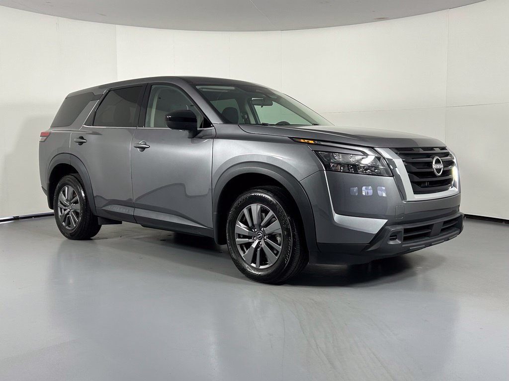 Used 2024 Nissan Pathfinder S w/ Cargo Package AWD/4WD image 1