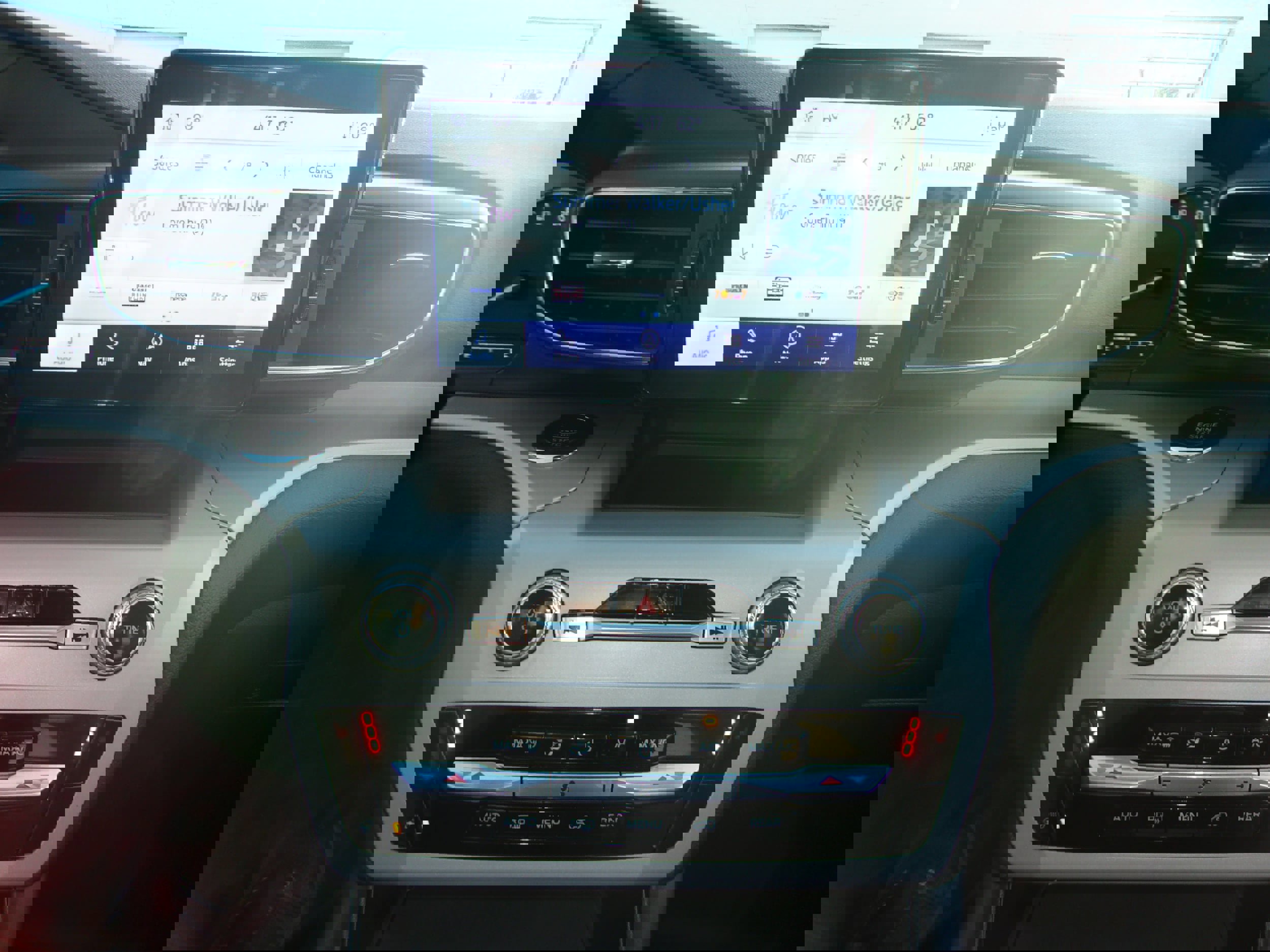 Certified 2023 Ford Explorer XLT w/ Equipment Group 202A image 18