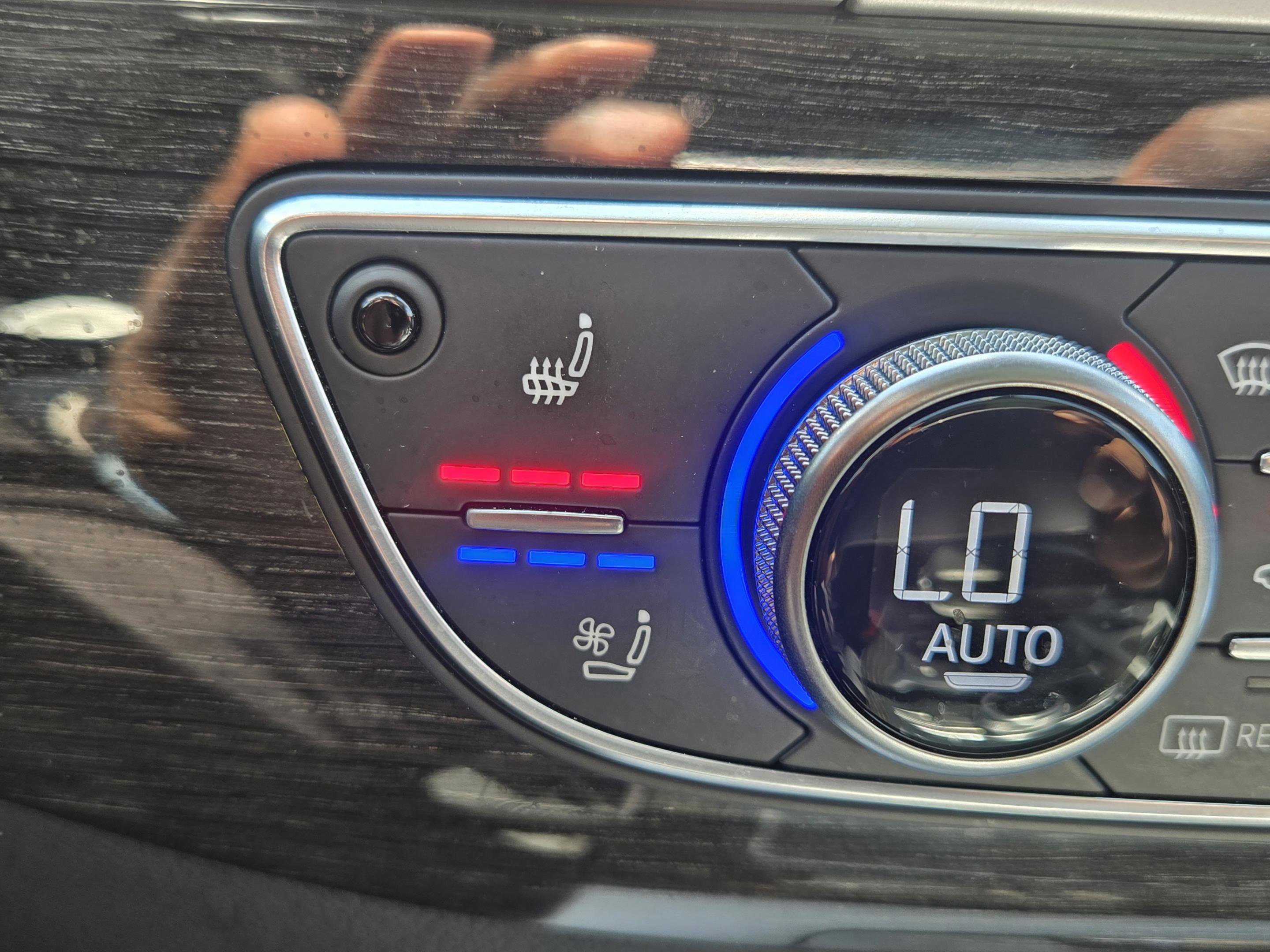 Used 2019 Audi Q7 2.0T Premium Plus w/ Premium Plus Package AWD/4WD image 21