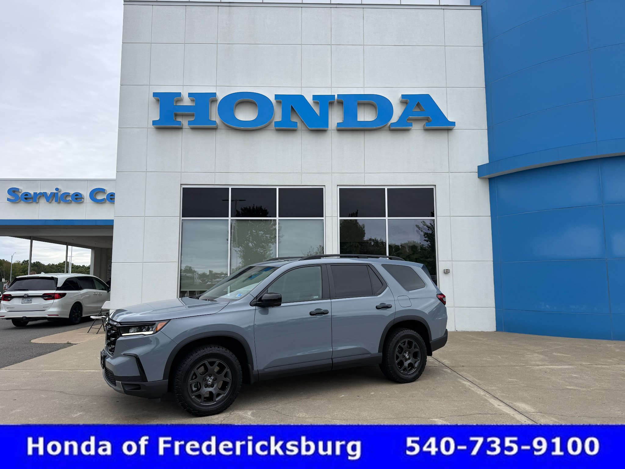 Certified 2025 Honda Pilot TrailSport