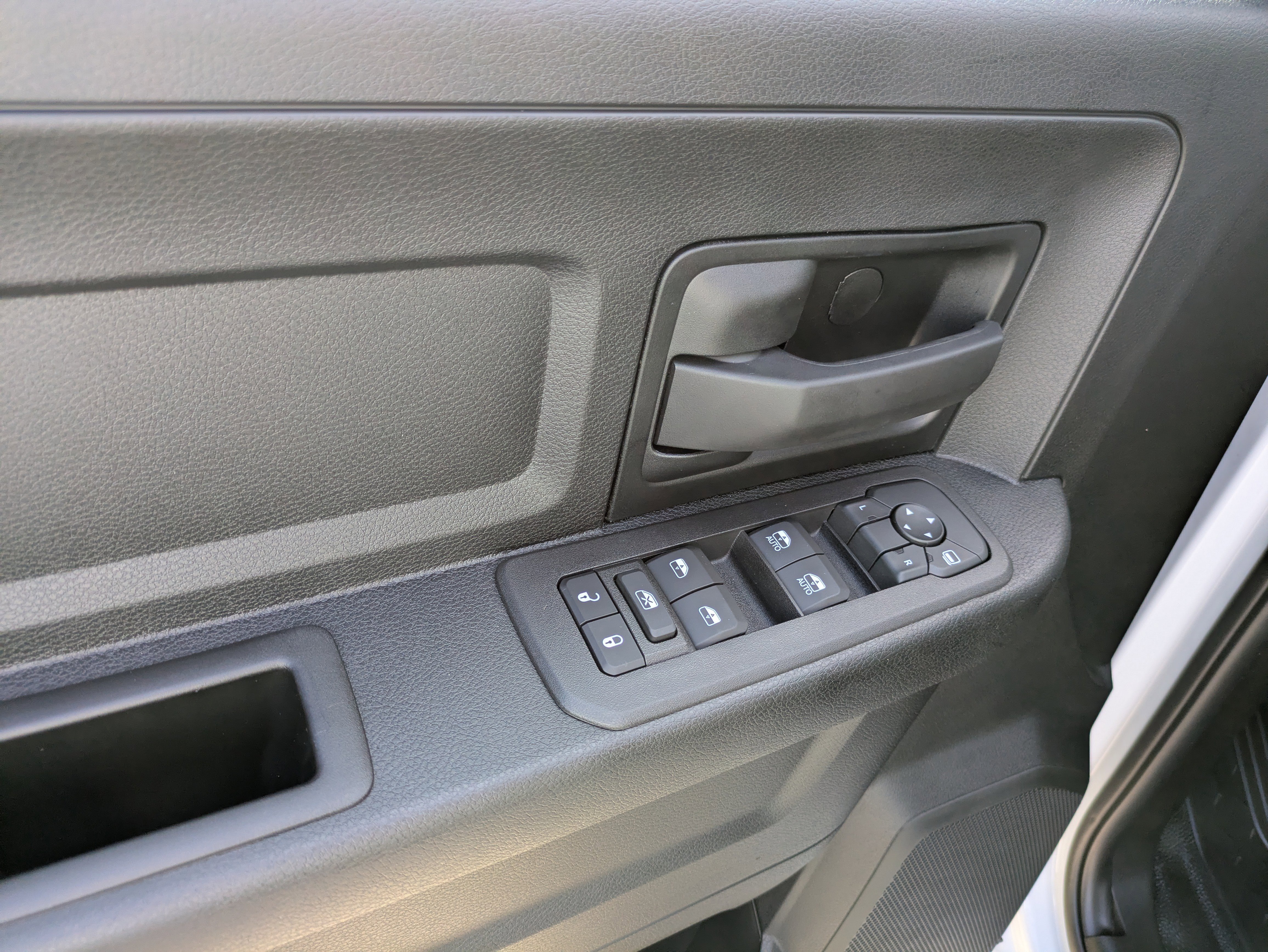 New 2026 RAM 5500 Tradesman w/ Chrome Appearance Group image 8