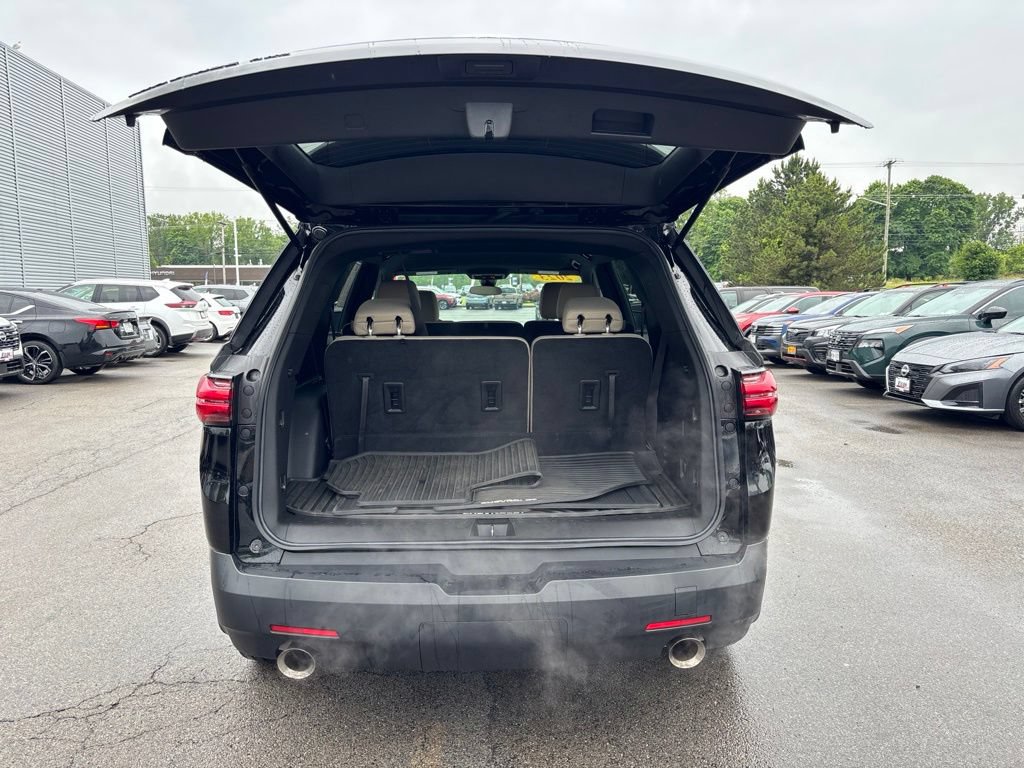 Used 2023 Chevrolet Traverse LS w/ Midnight/Sport Edition AWD/4WD image 6