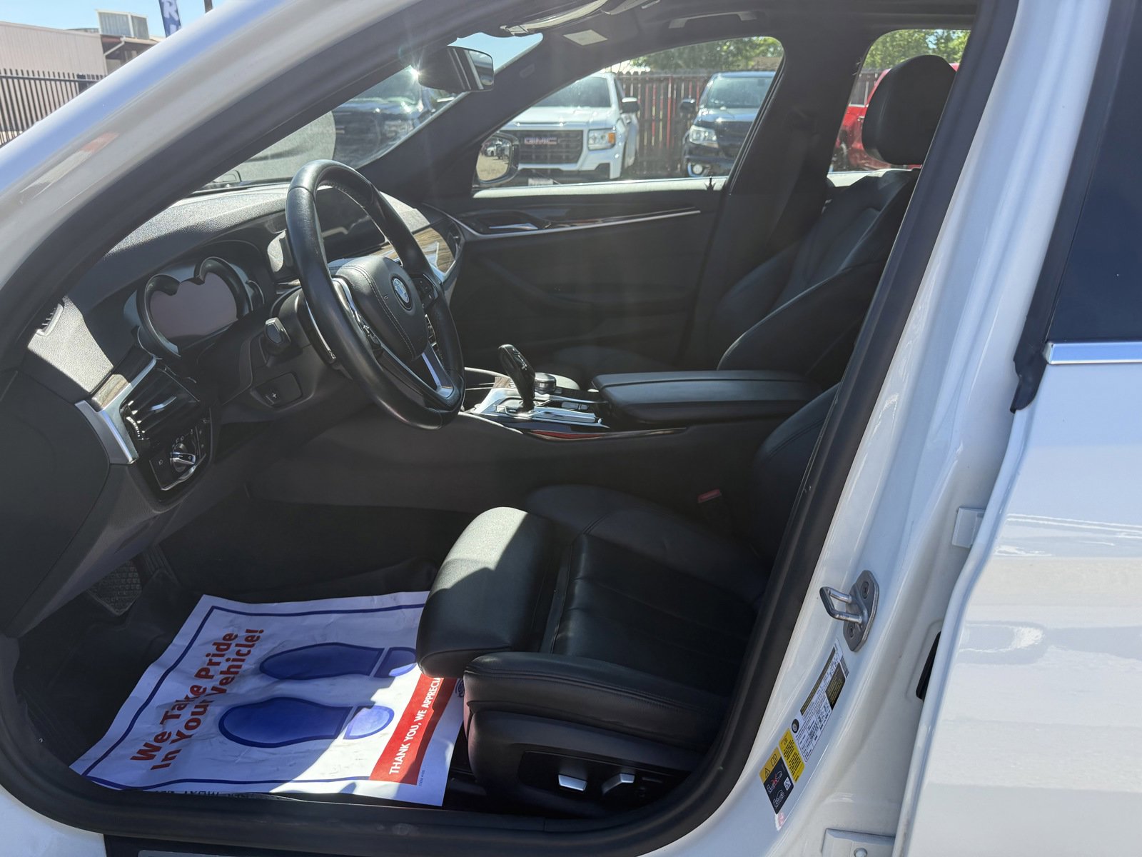 Used 2018 BMW 530e image 13