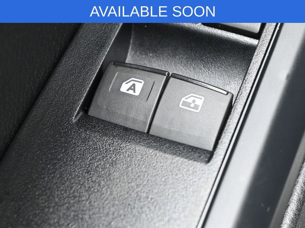 Used 2019 Toyota Tacoma SR image 13