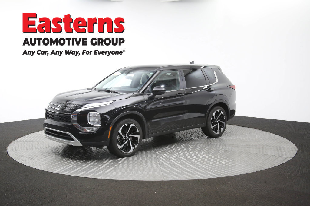 Used 2024 Mitsubishi Outlander SE FWD image 59