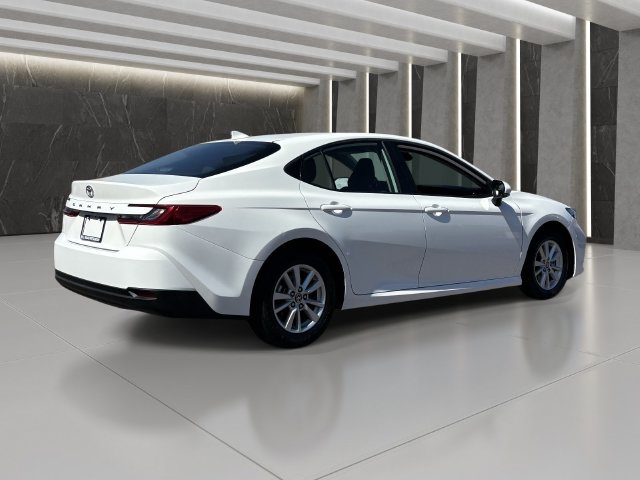 Used 2025 Toyota Camry LE FWD image 6