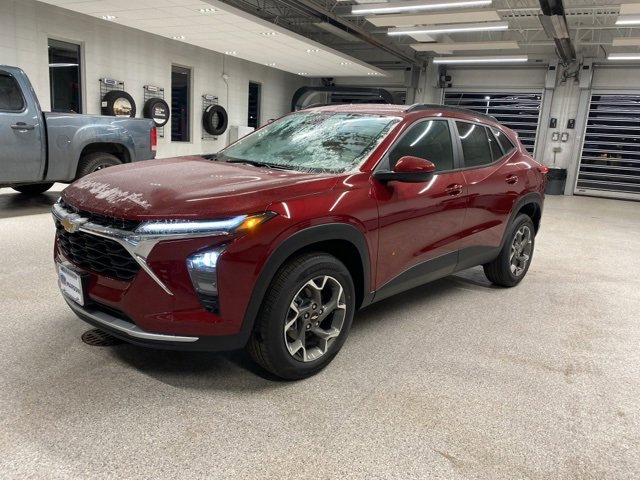 New 2025 Chevrolet Trax LT w/ Driver Confidence Package image 7