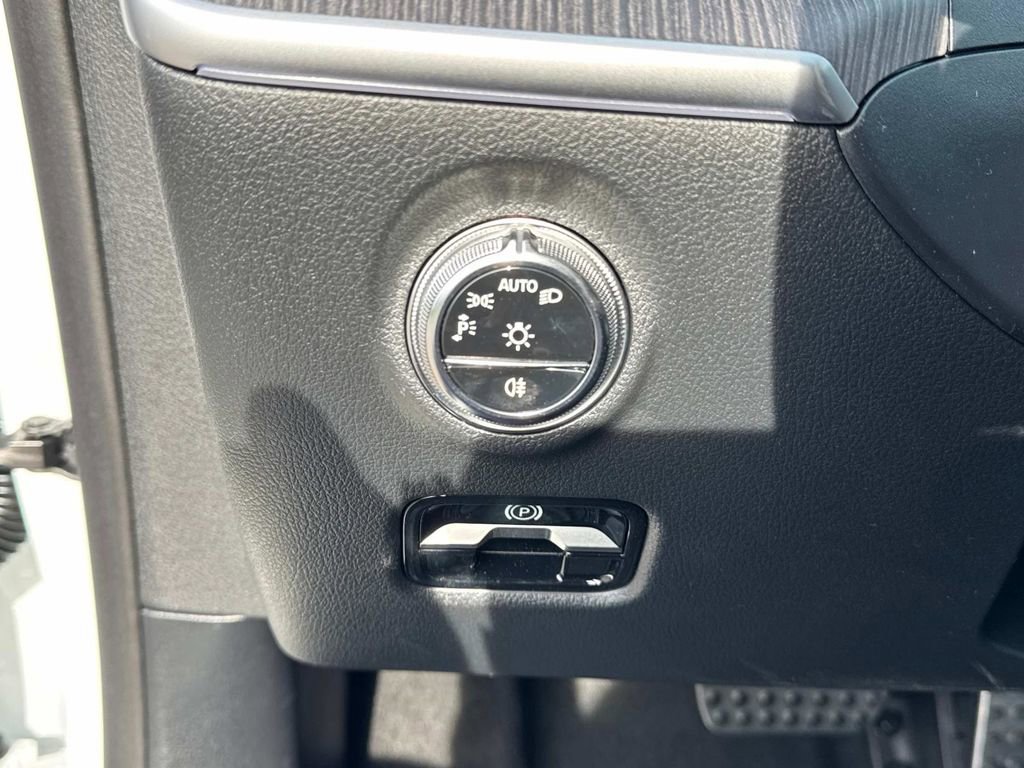 New 2026 Mercedes-Benz CLE 53 AMG 4MATIC Coupe image 26