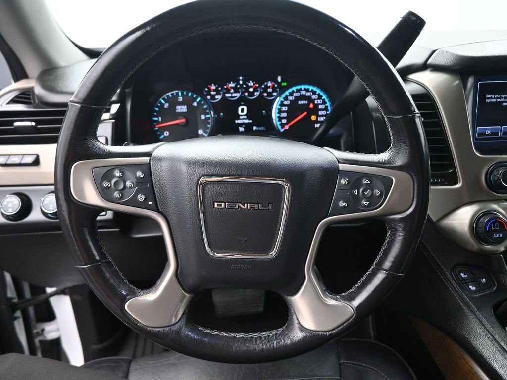 Used 2018 GMC Yukon Denali image 32