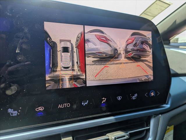 New 2024 Chevrolet Equinox EV LT w/ Active Safety Package 3 AWD/4WD image 13