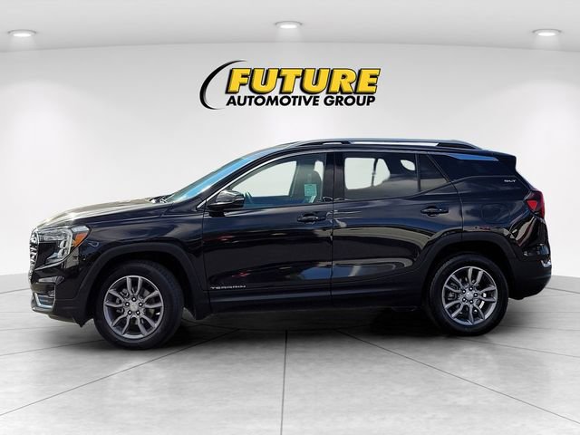 Used 2024 GMC Terrain SLT image 8