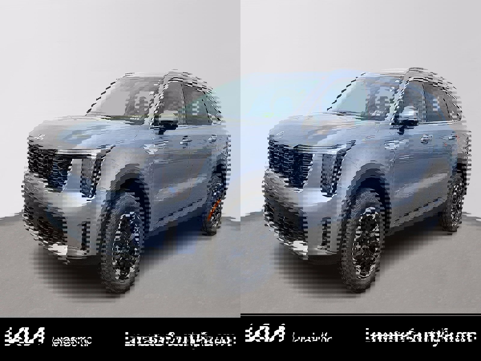 New 2025 Kia Sorento S image 1