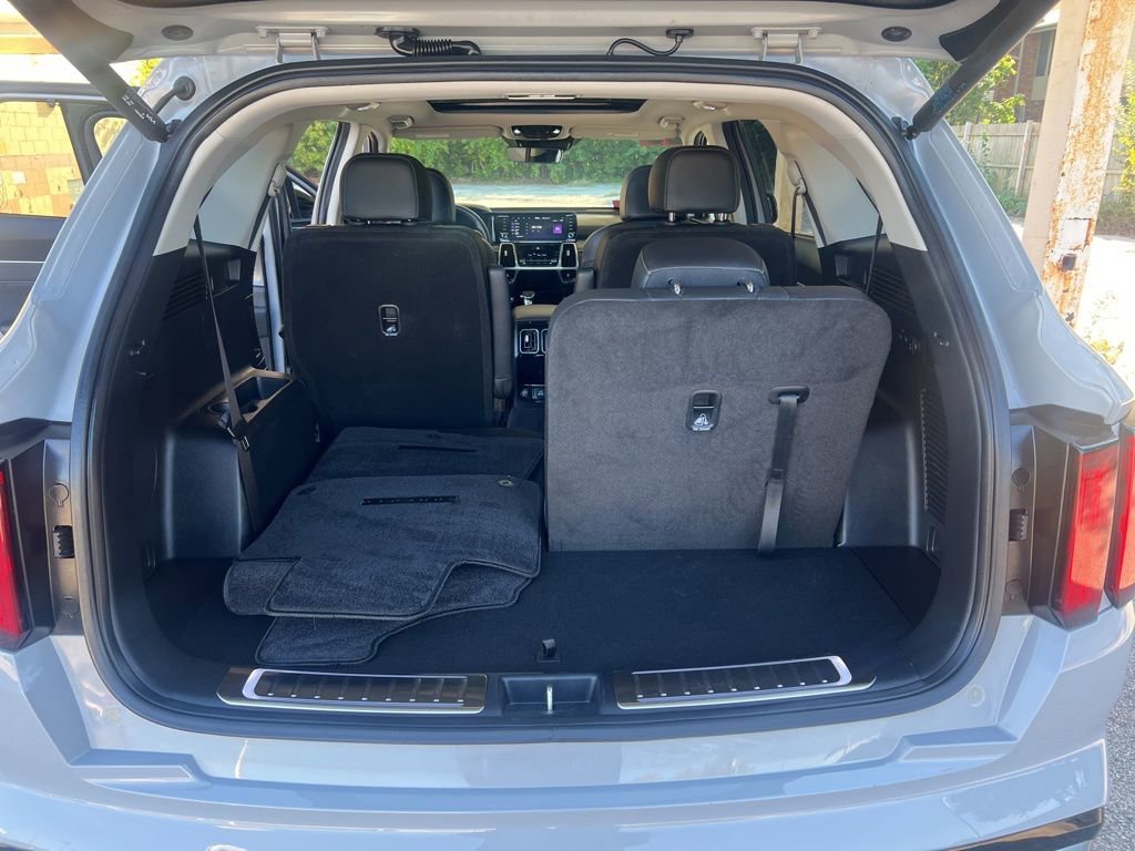 Certified 2023 Kia Sorento SX image 12
