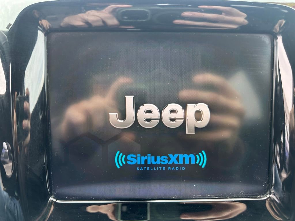 Used 2018 Jeep Compass Limited image 11