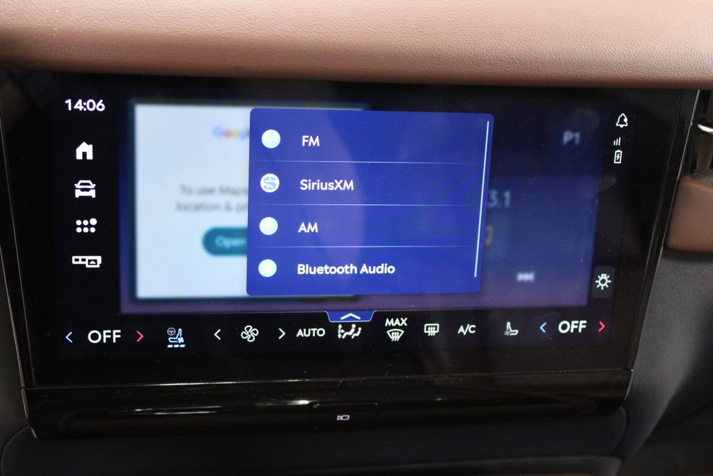 Used 2025 Lincoln Navigator Reserve image 32