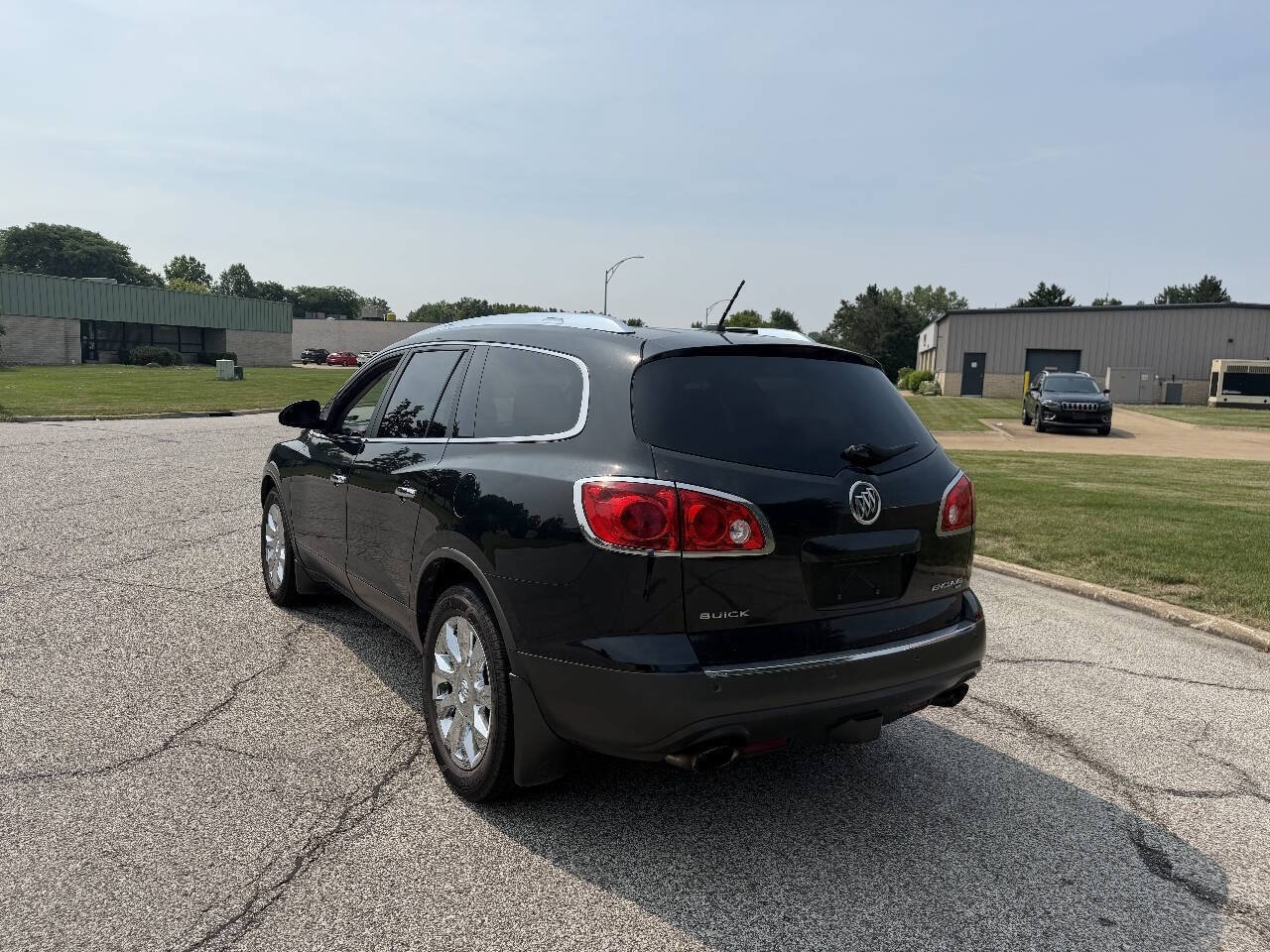 Used 2012 Buick Enclave Premium w/ Trailering Provision Package AWD/4WD image 3