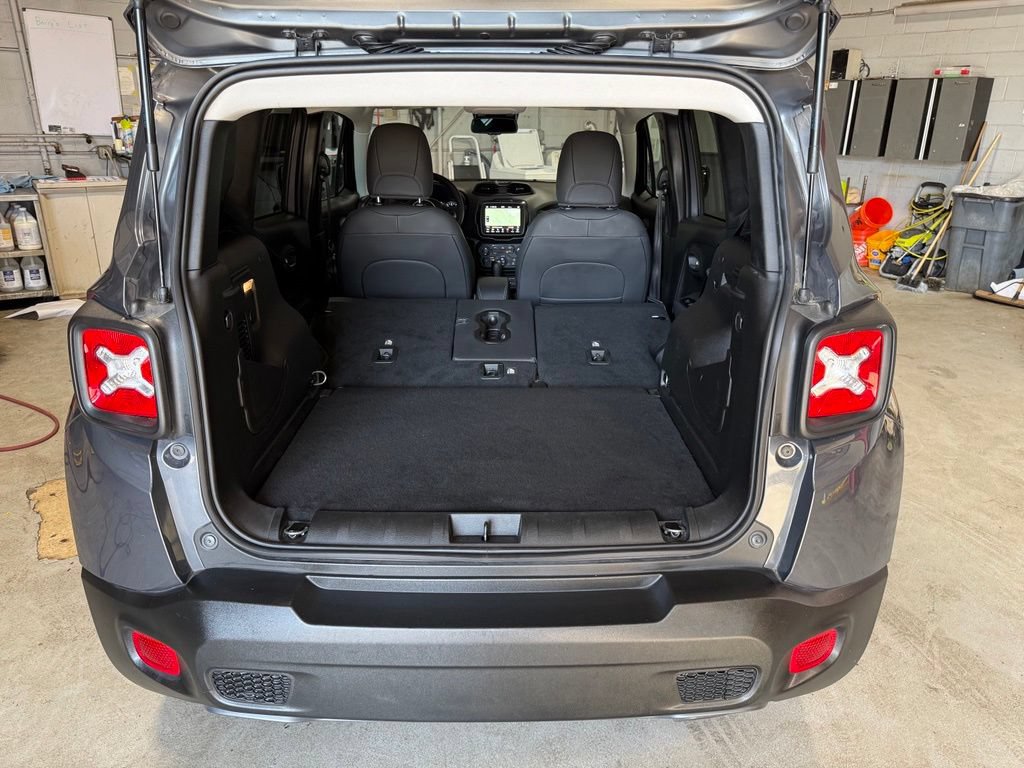 Certified 2022 Jeep Renegade Limited AWD/4WD image 27