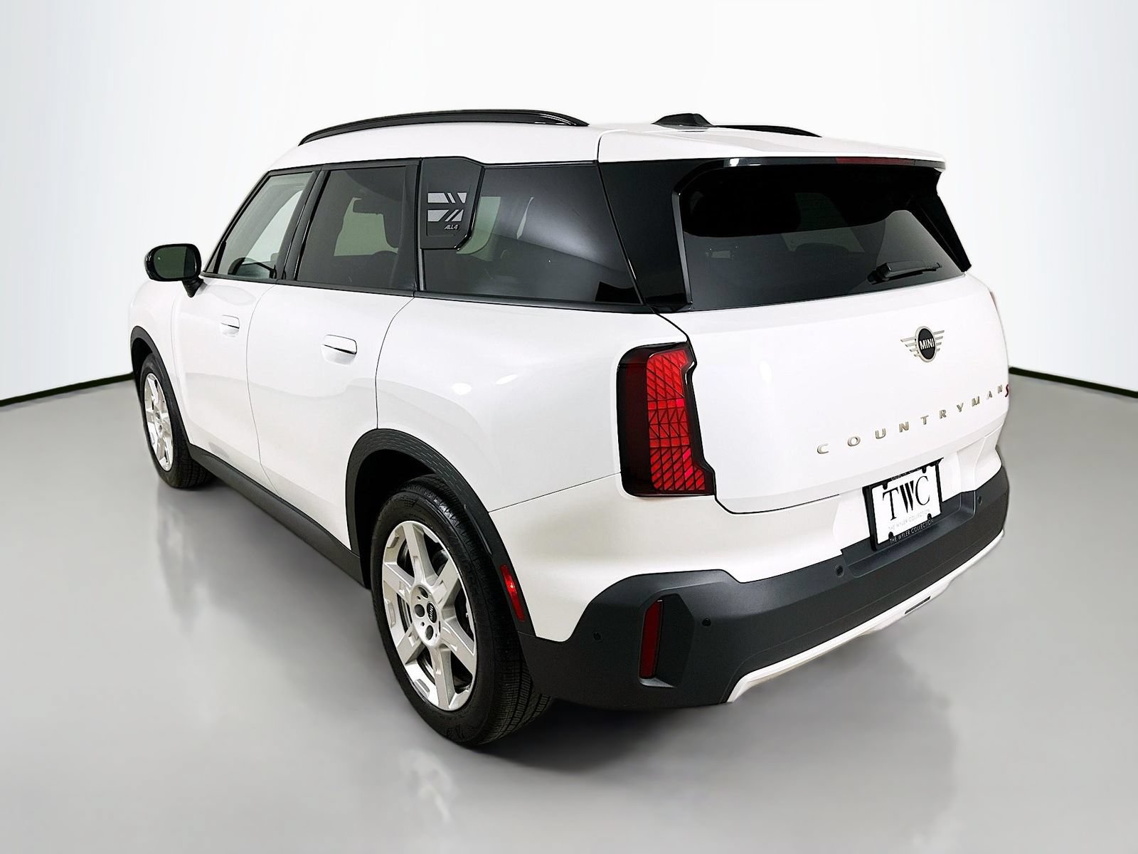 Used 2025 MINI Cooper Countryman S w/ Comfort Package Max AWD/4WD image 7