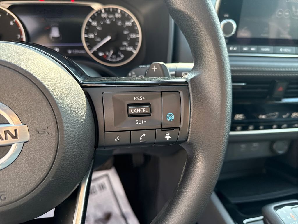 Used 2021 Nissan Rogue SV image 27