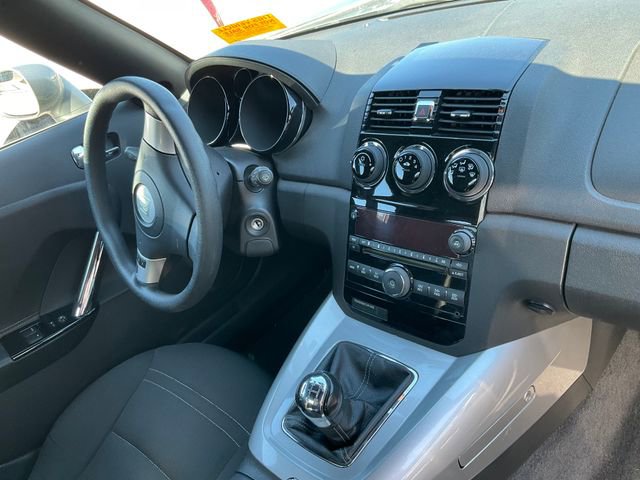 Used 2007 Saturn Sky image 10