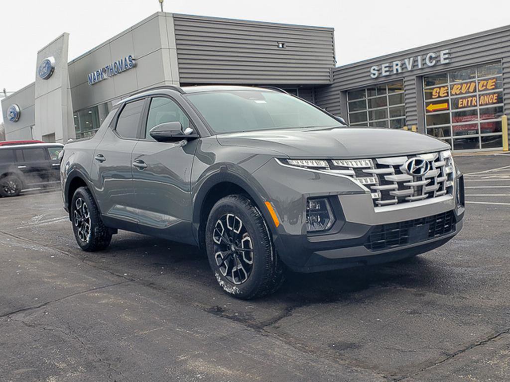 Used 2023 Hyundai Santa Cruz SEL Premium w/ Launch Package image 3