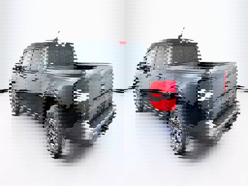 New 2026 Ford Maverick XLT image 4