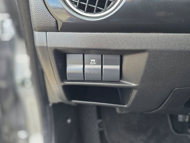 Used 2015 MAZDA MX-5 Miata Sport image 23