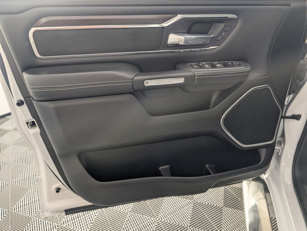 Used 2022 RAM 1500 Laramie RWD image 10