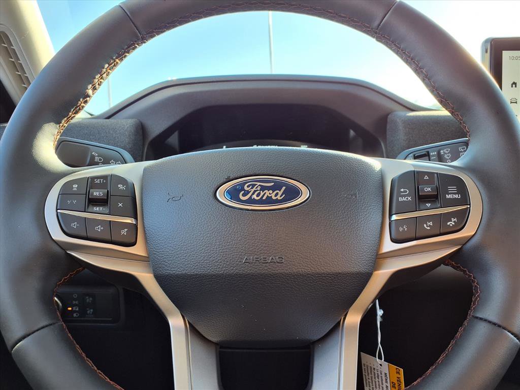 New 2026 Ford Explorer Active w/ Active Comfort Package image 21