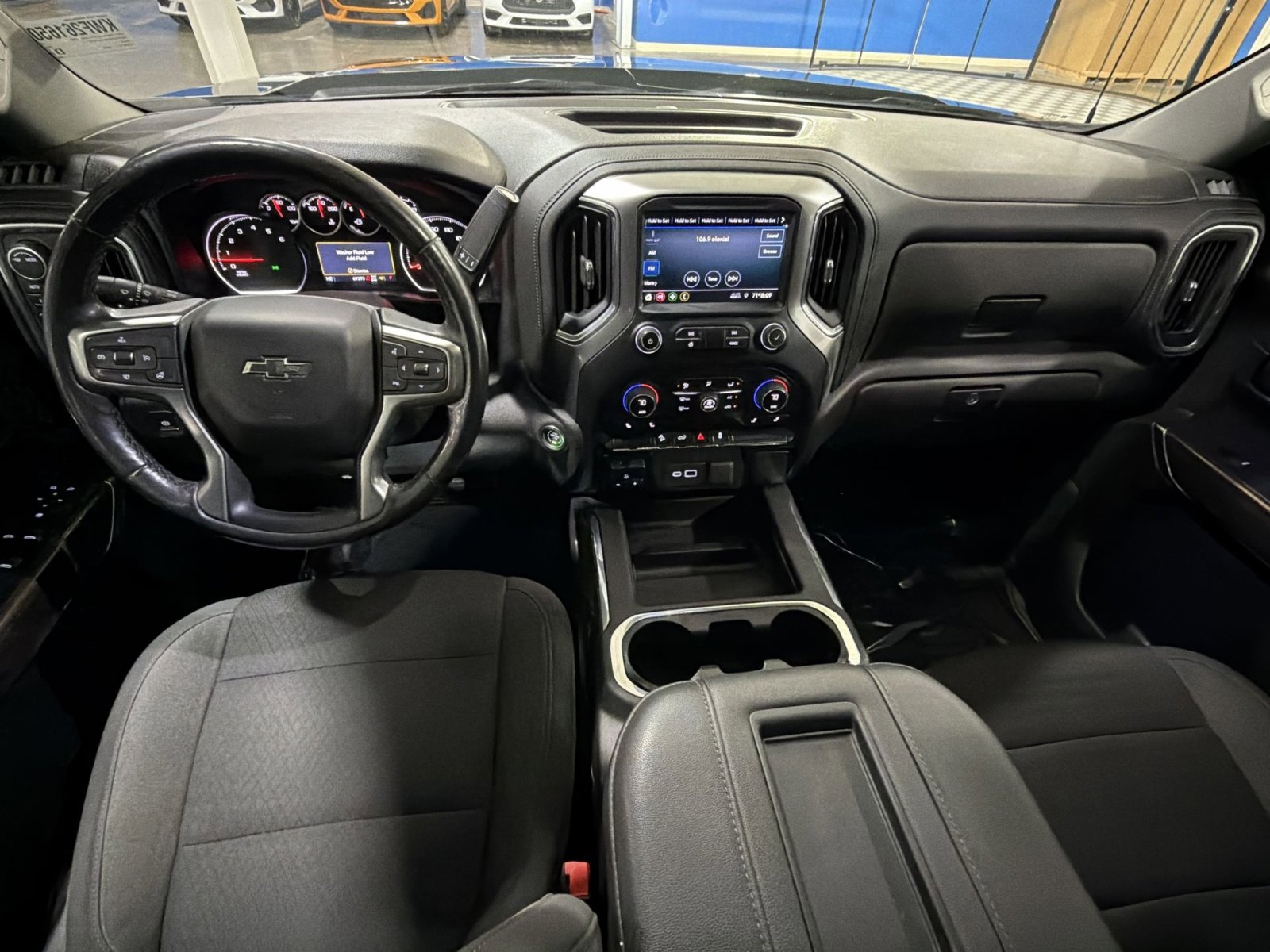 Used 2021 Chevrolet Silverado 1500 LT Trail Boss AWD/4WD image 24