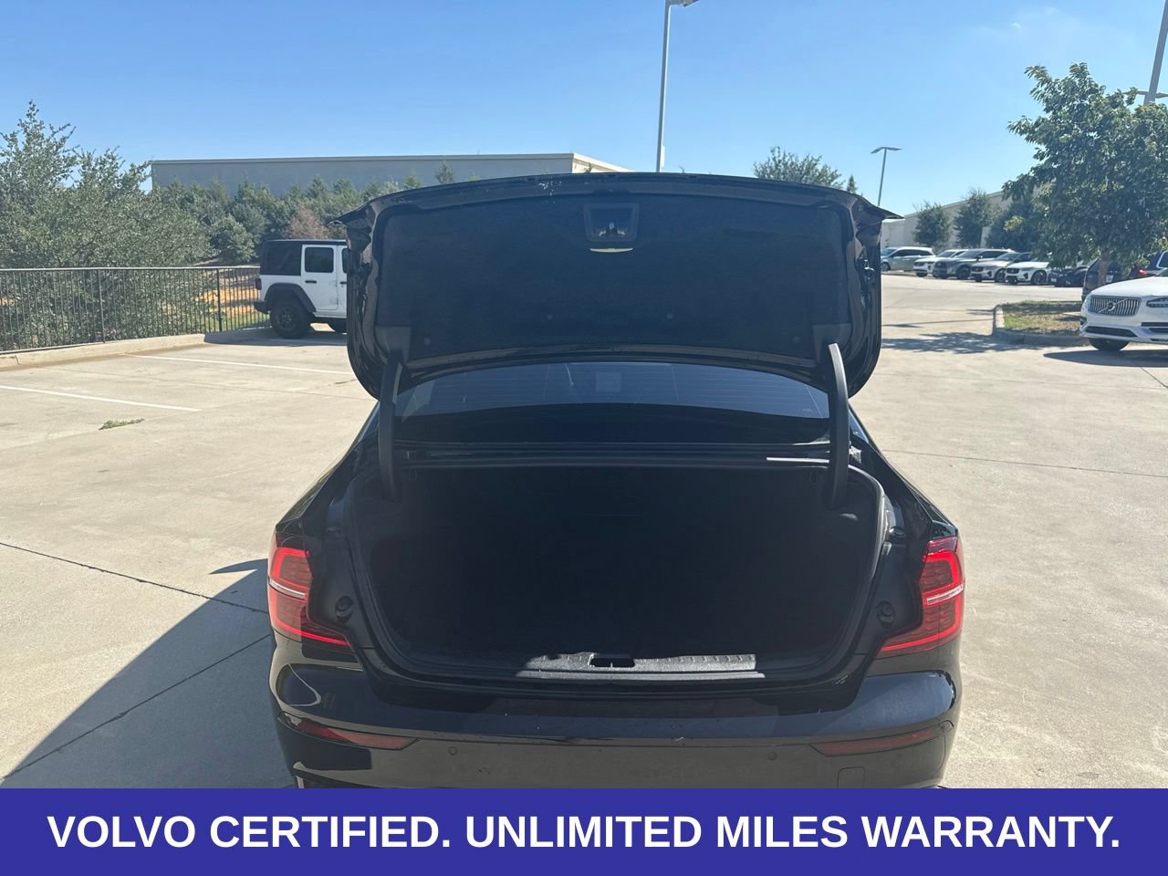 Certified 2024 Volvo S60 B5 Plus w/ Climate Package FWD image 7