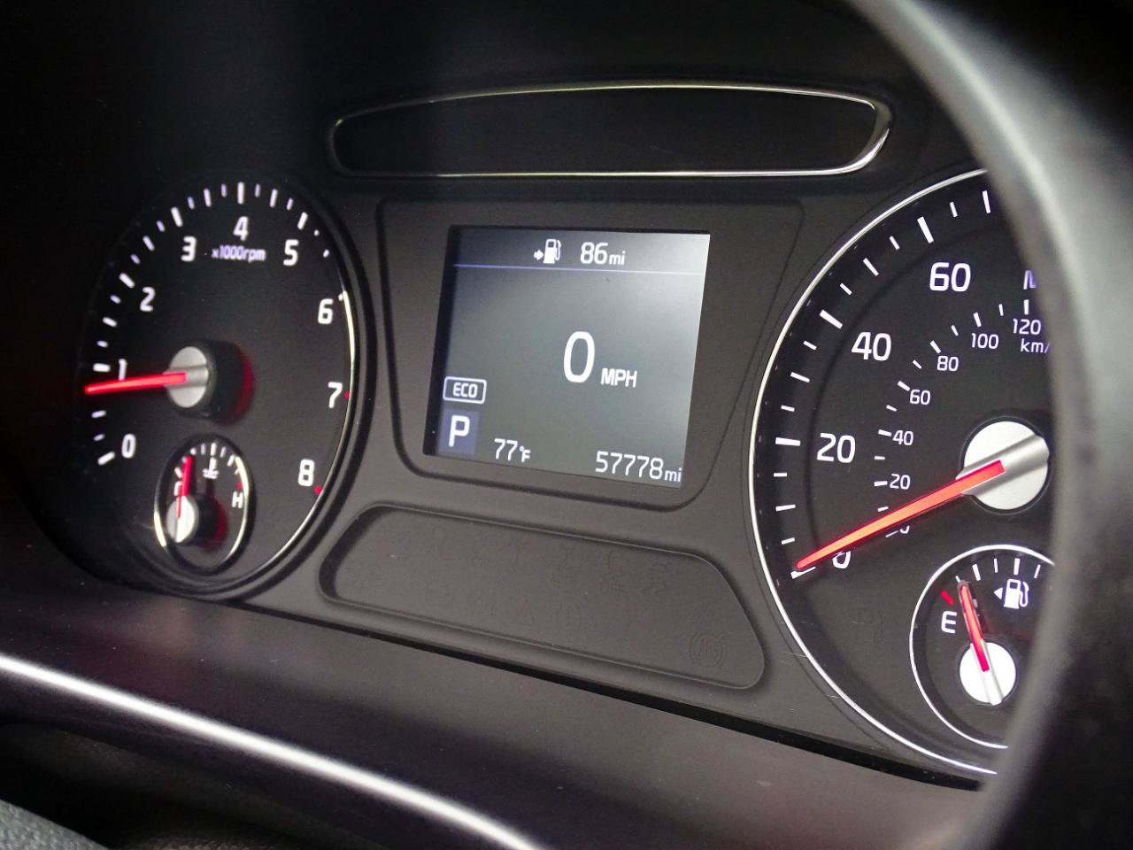 Used 2020 Kia Sorento LX FWD image 43