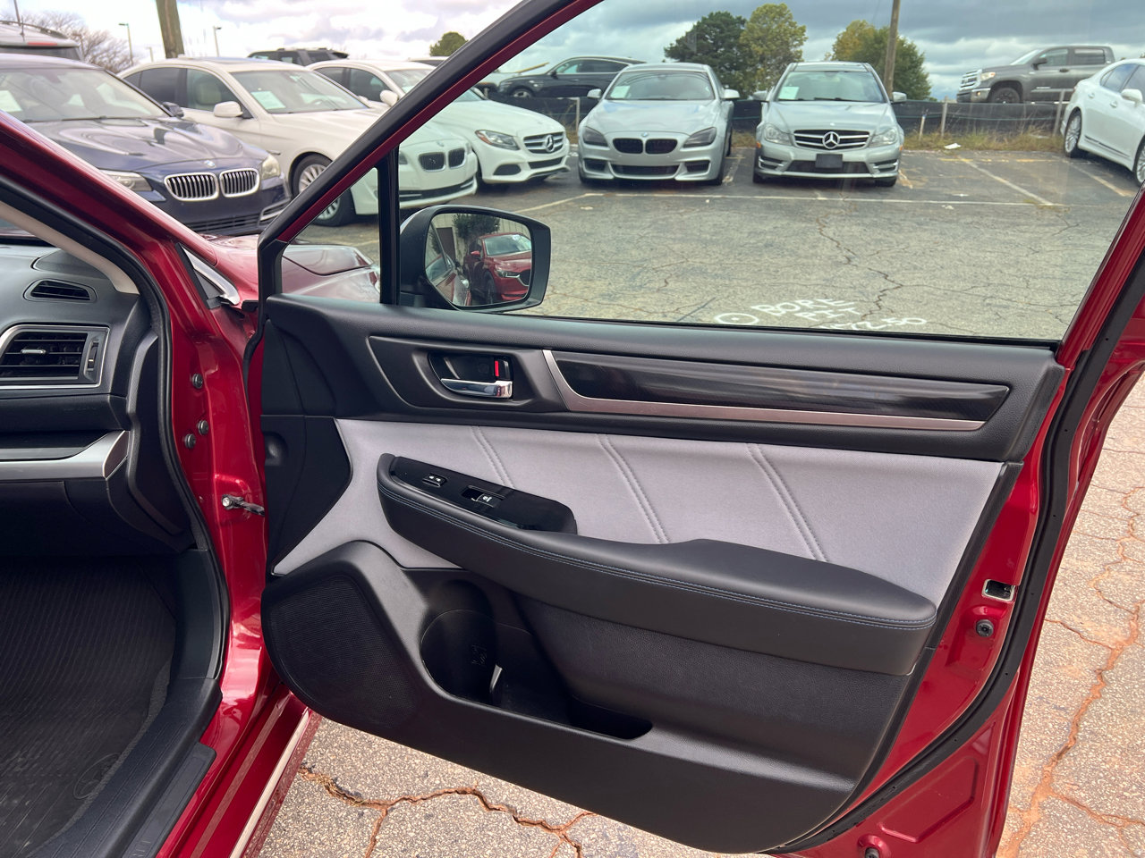 Used 2017 Subaru Legacy 2.5i Sport image 29