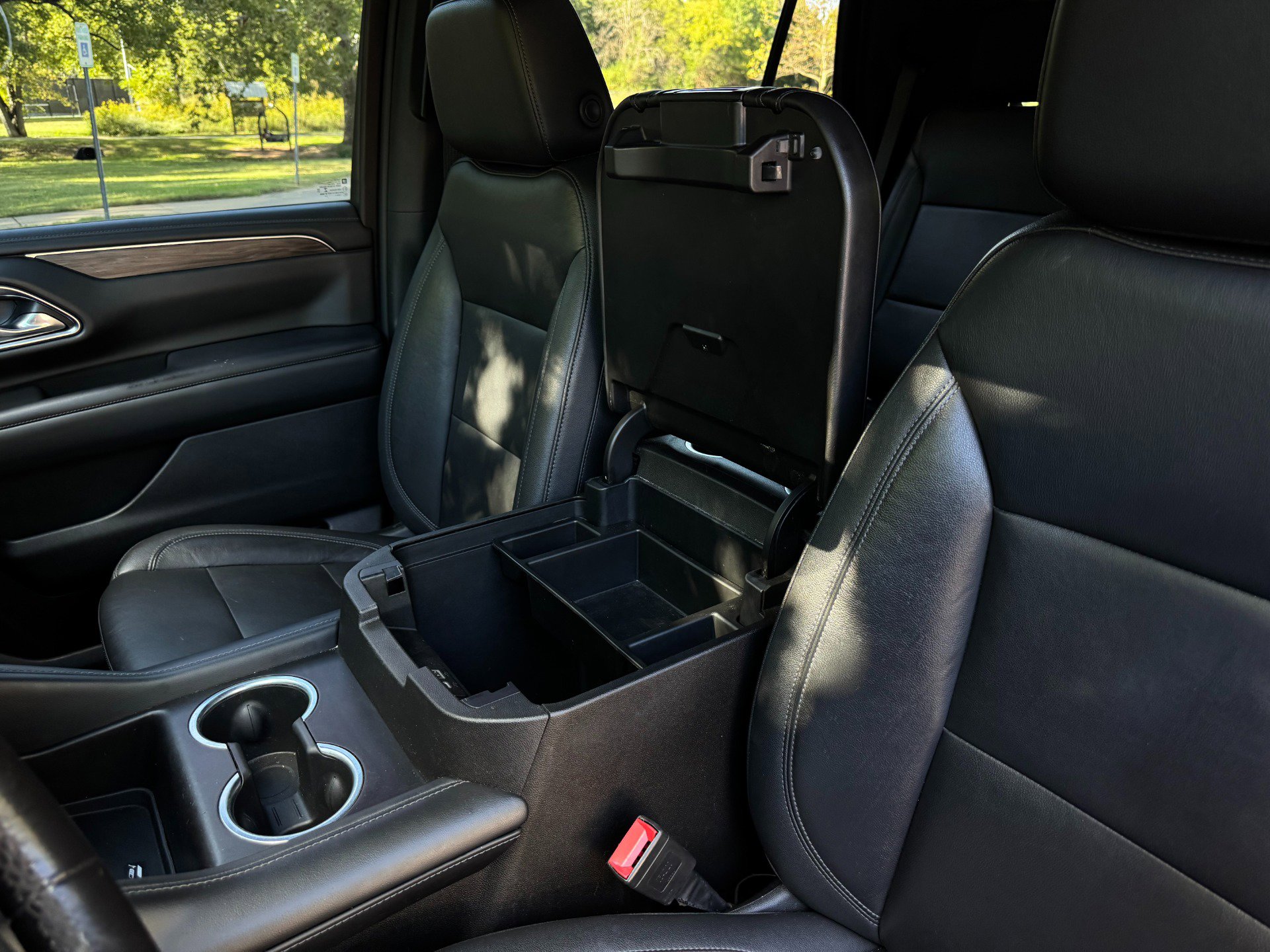 Used 2021 Chevrolet Tahoe LT image 27