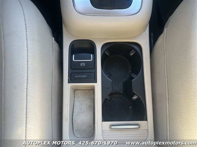 Used 2010 Volkswagen Tiguan S AWD/4WD image 20