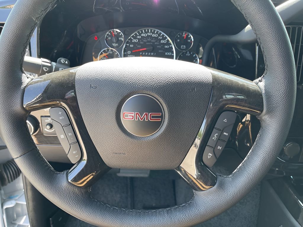 New 2025 GMC Savana 2500 Extended w/ Driver Convenience Package image 27