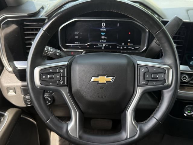 Used 2024 Chevrolet Silverado 1500 LT RWD image 15