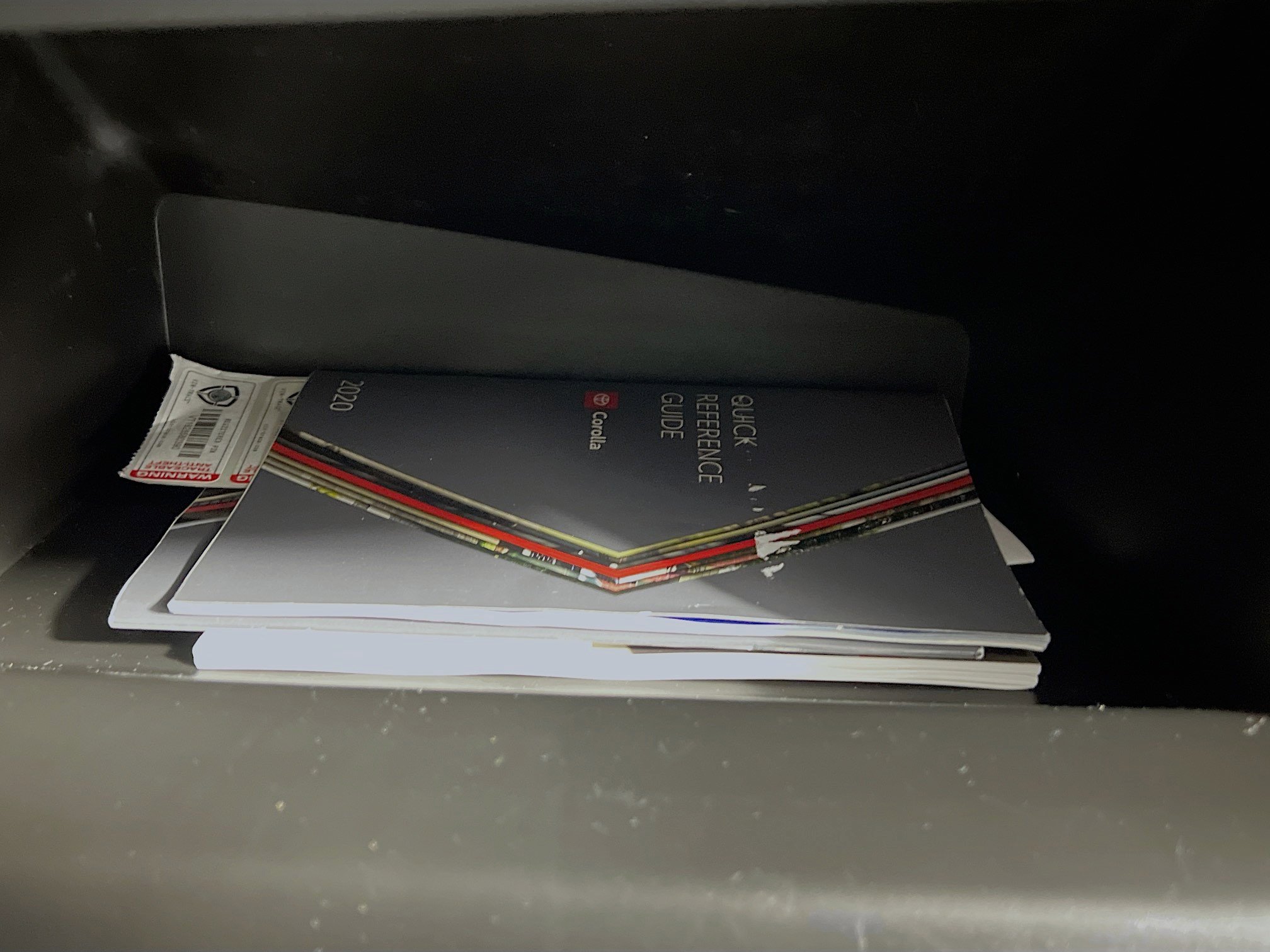 Used 2020 Toyota Corolla LE image 34