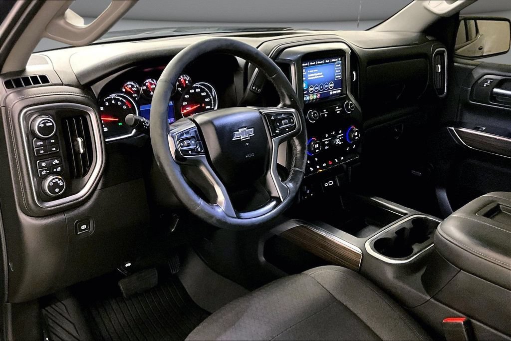 Used 2020 Chevrolet Silverado 1500 LT Trail Boss AWD/4WD image 18