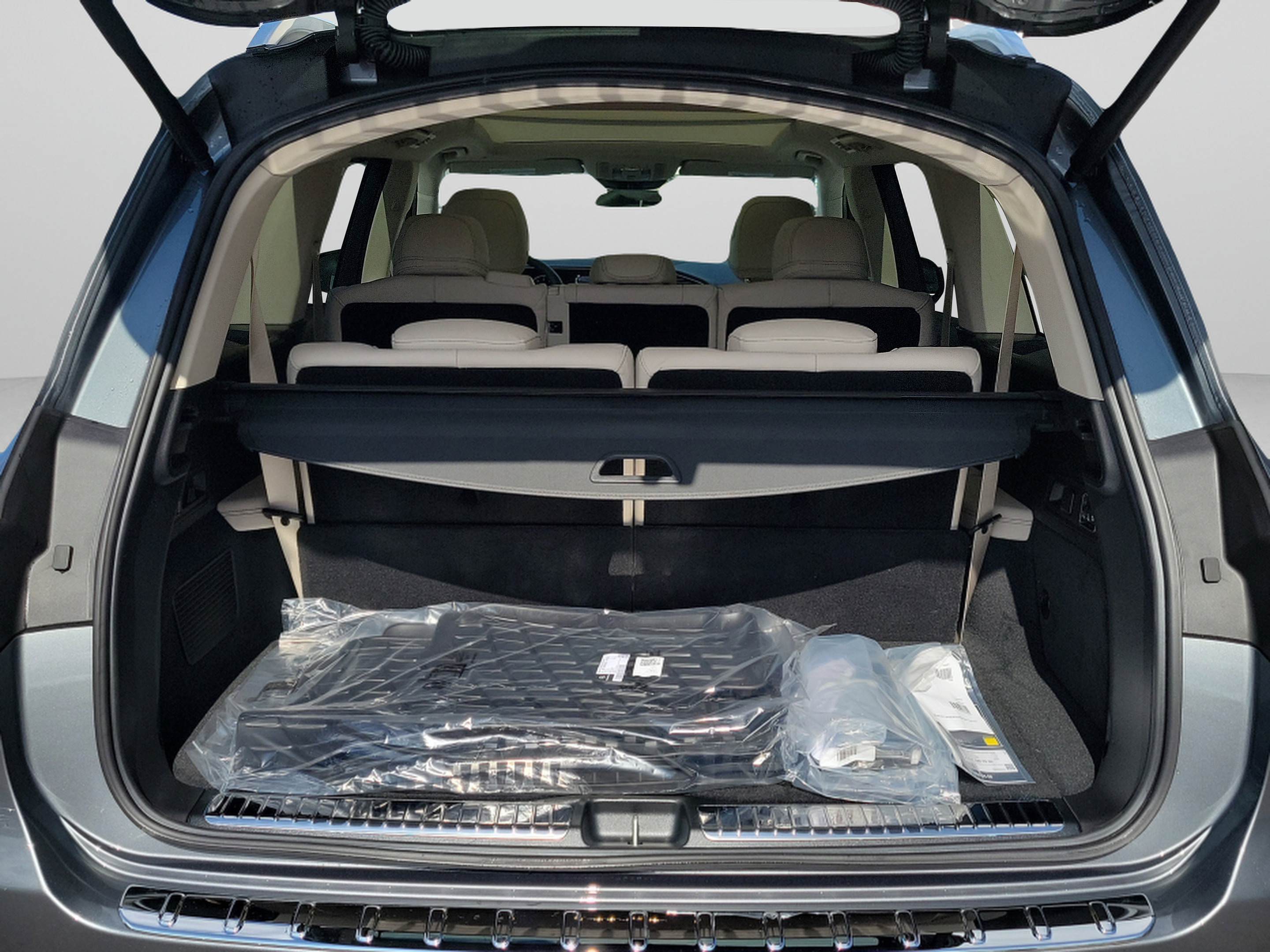 New 2026 Mercedes-Benz GLS 450 4MATIC image 4