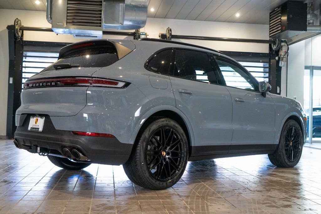 New 2026 Porsche Cayenne image 11