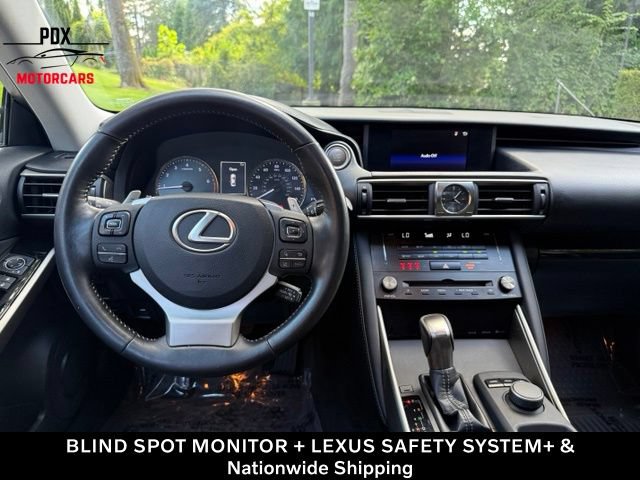 Used 2018 Lexus IS 300 RWD image 17
